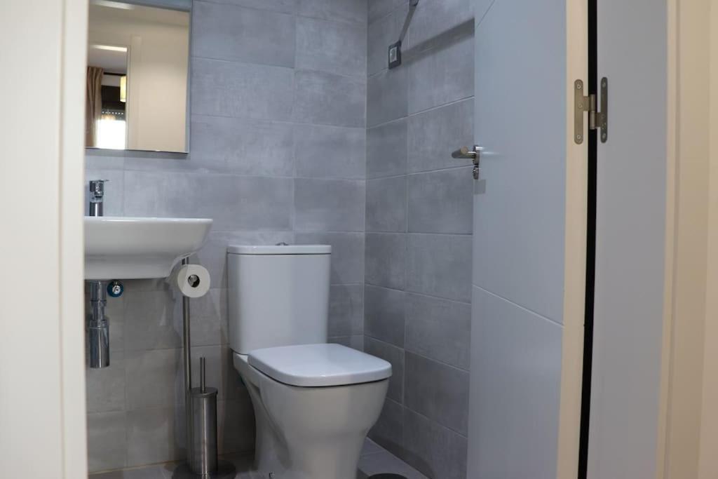 Apartamento Oasis In With Parking 5min From The *
